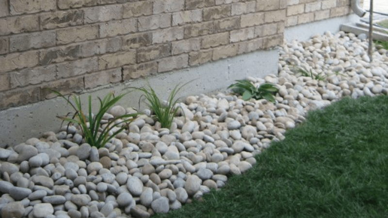 Gravel landscaping around house